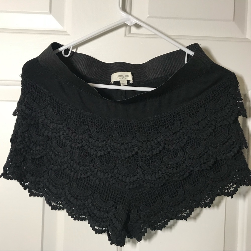 Ruffle Layered shorts